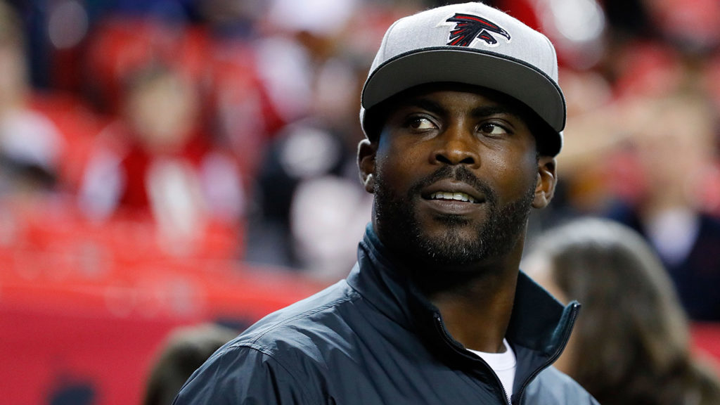 Michael Vick Net Worth 2022 - How Much is He Worth? - FotoLog