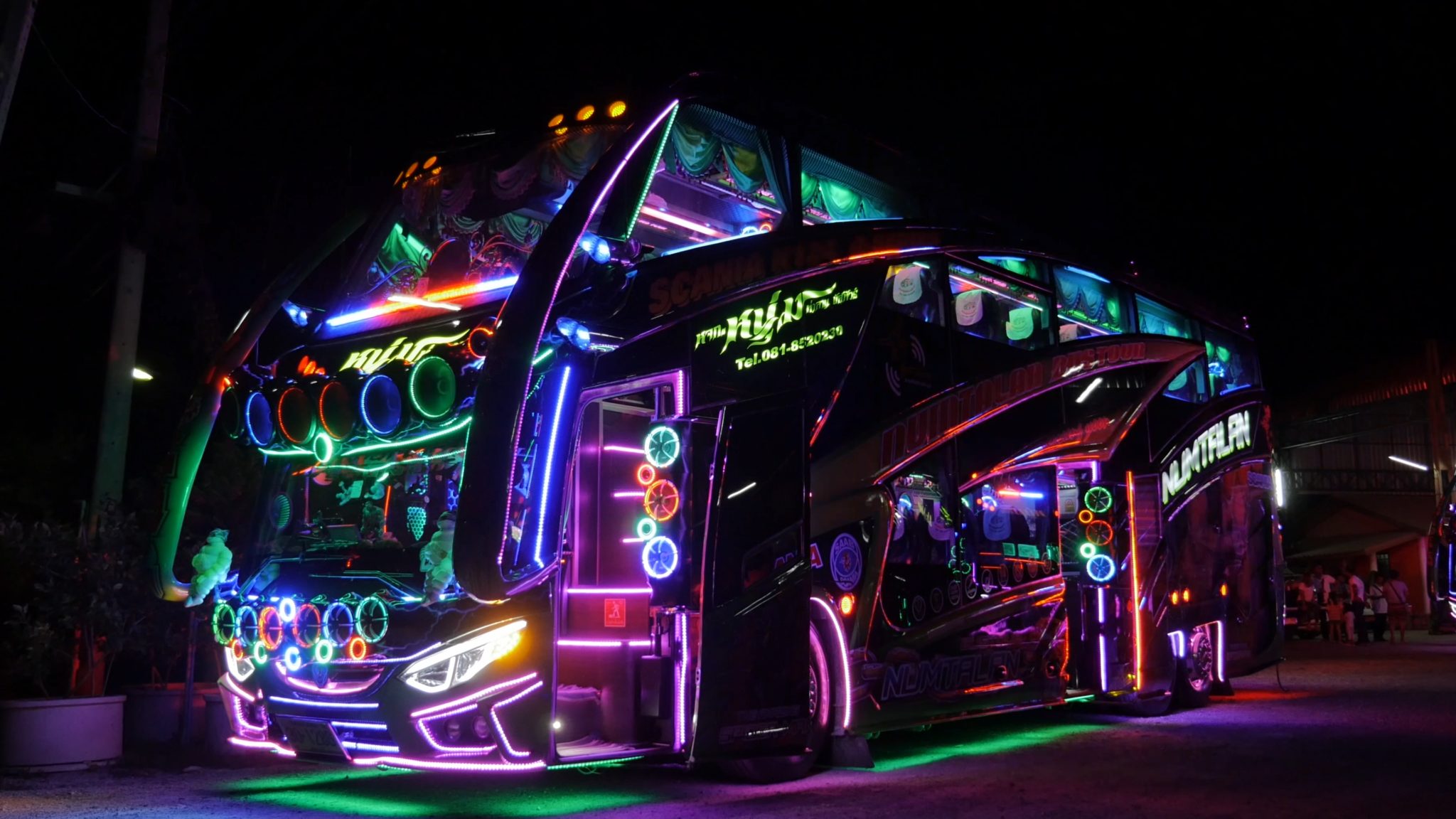 download festival tour bus
