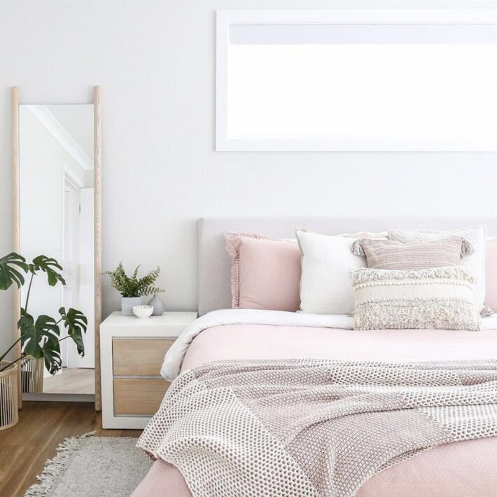 How to Create an Instagram-Worthy Master Bedroom - FotoLog