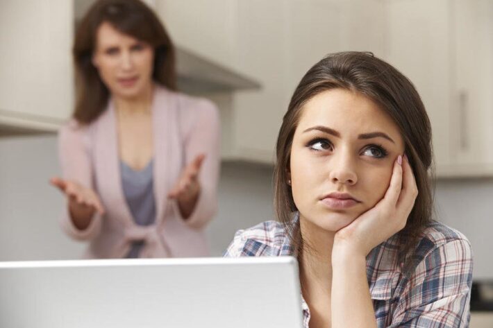 How Parents Monitor Their Teen’s Digital Behavior