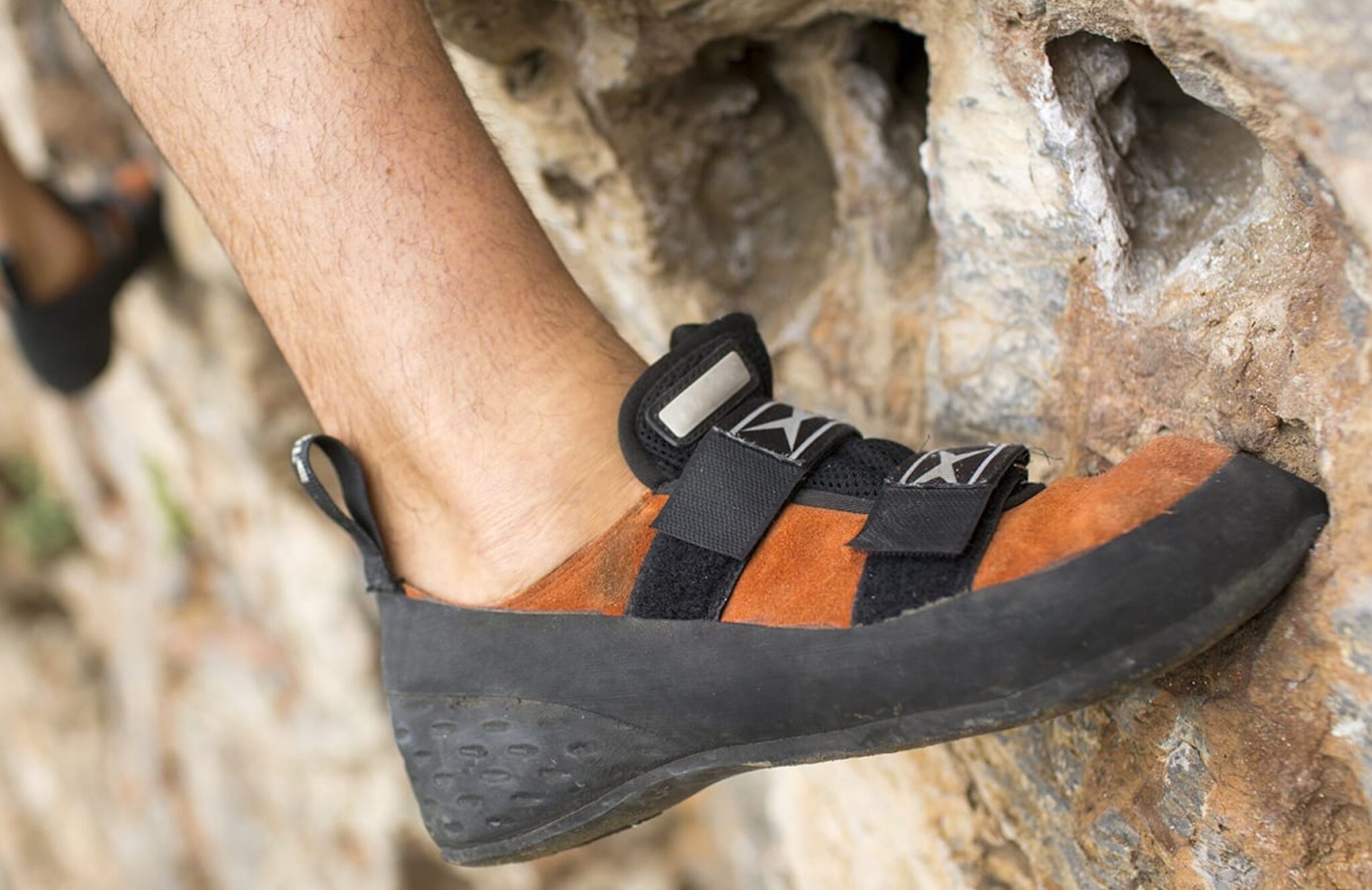 3 Best Beginner Climbing Shoes in 2021 FotoLog