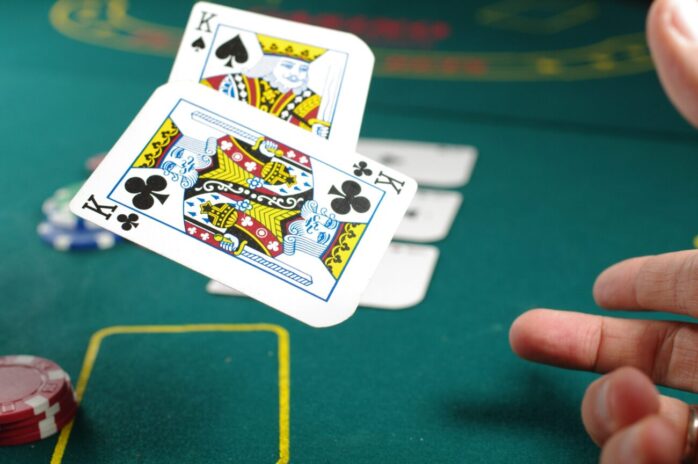 How to Play Unlimited Blackjack: The Ultimate Guide - FotoLog